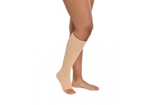Thigh high outlet compression sleeve