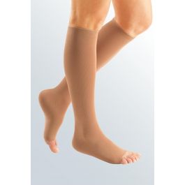 Knee High Compression Stockings  Medi Flat Knit Gradient Compression