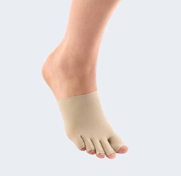 image of Reduction Kit Toe Cap on a person's foot.